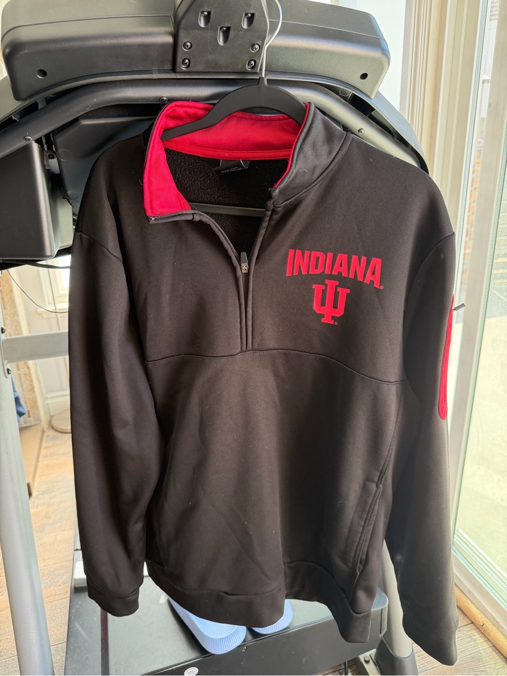 Colosseum Indiana Black and Red Quarter-Zip Pullover